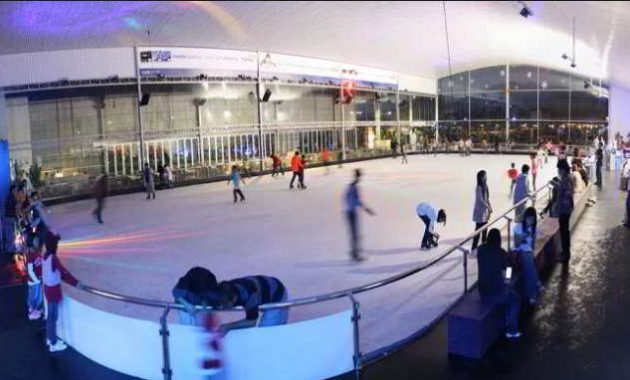 Harga Tiket Ice Skating PVJ