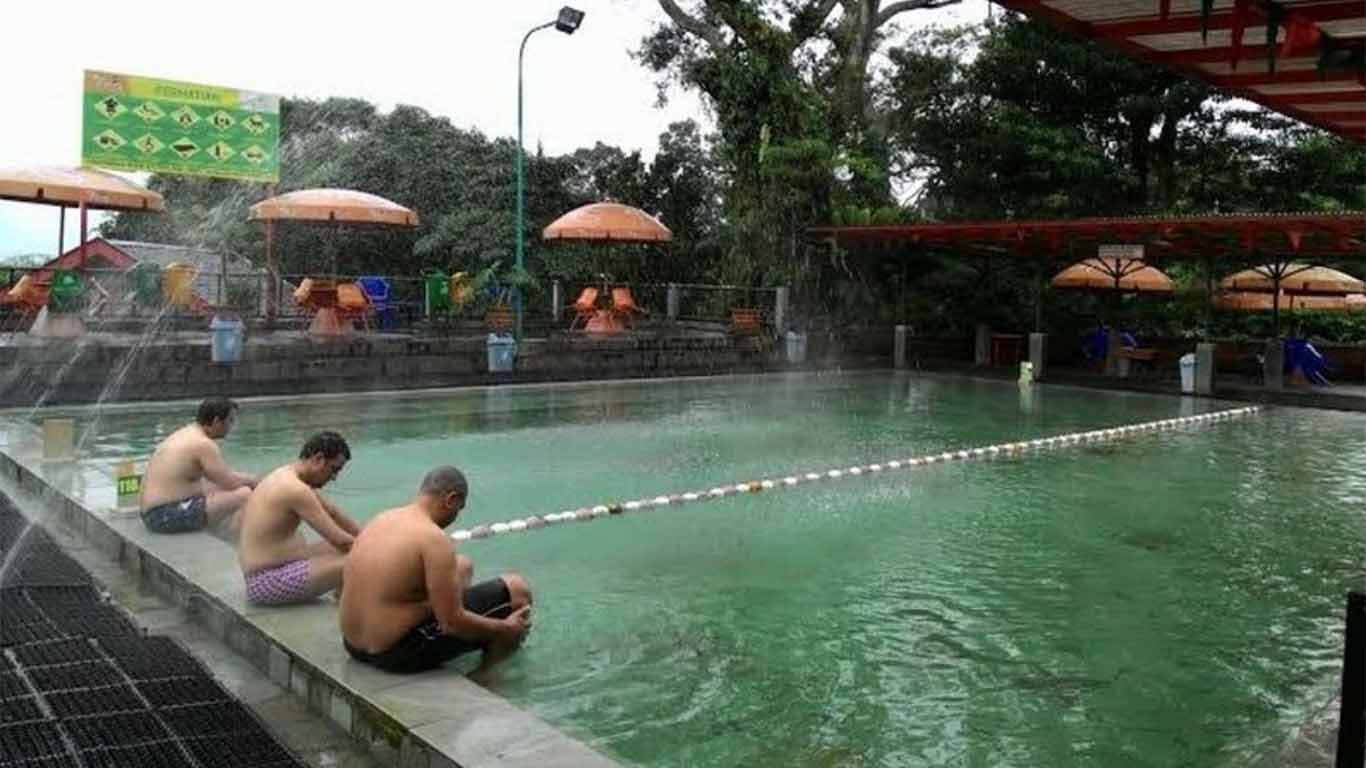 Tempat Wisata Air Panas Di Jawa Barat