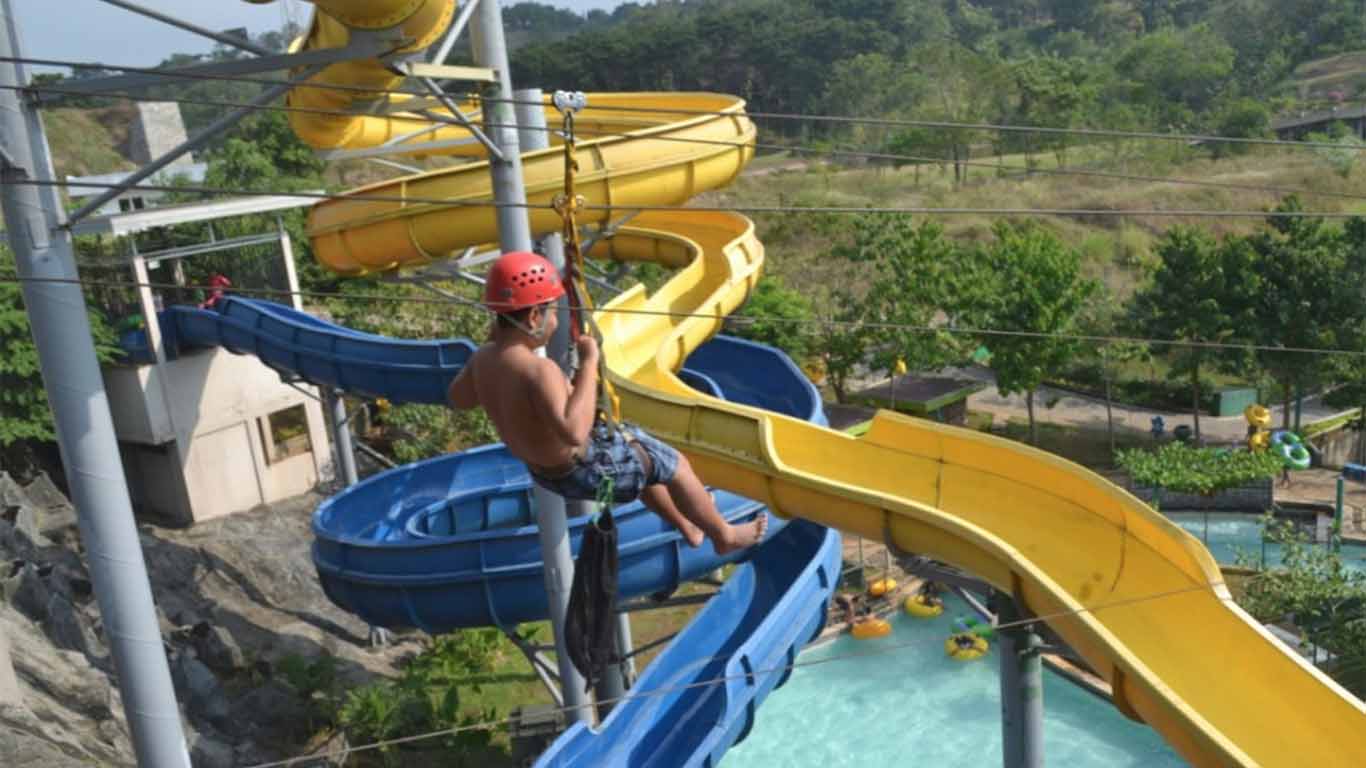 Wahana Water Blaster Semarang