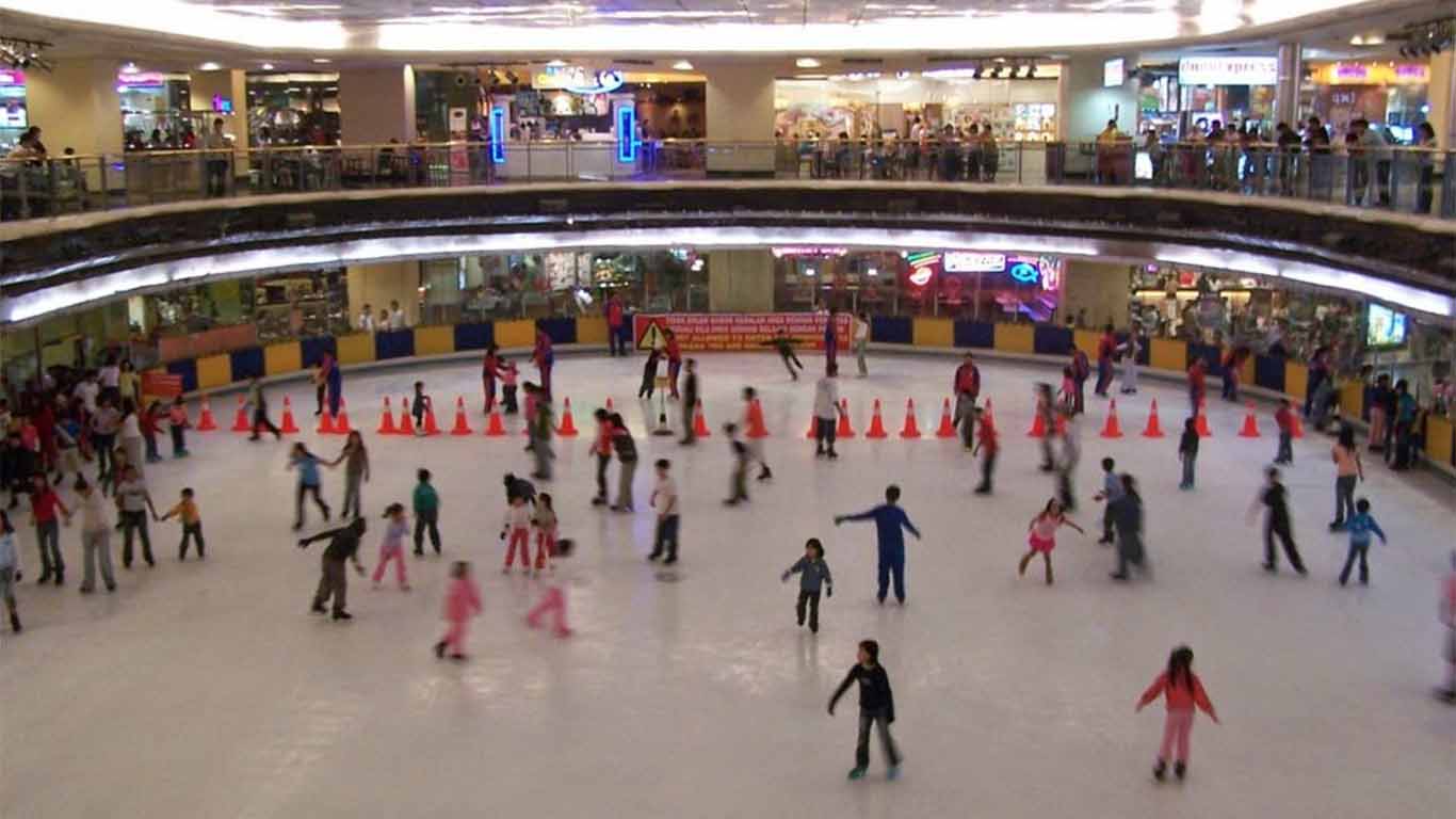 harga tiket ice skating taman anggrek