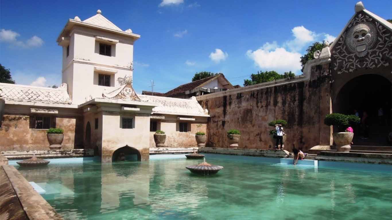 √ Taman Sari Jogja: Alamat, Jam Buka, Harga Tiket Masuk 2022