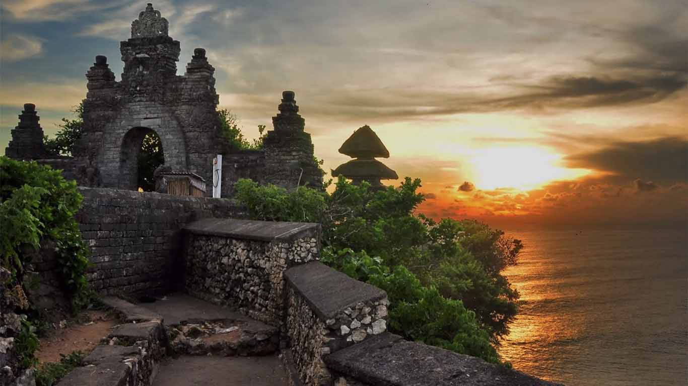 harga tiket masuk pura uluwatu