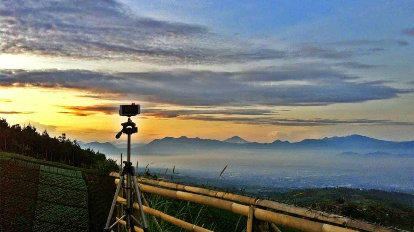 puncak bintang bukit moko bandung