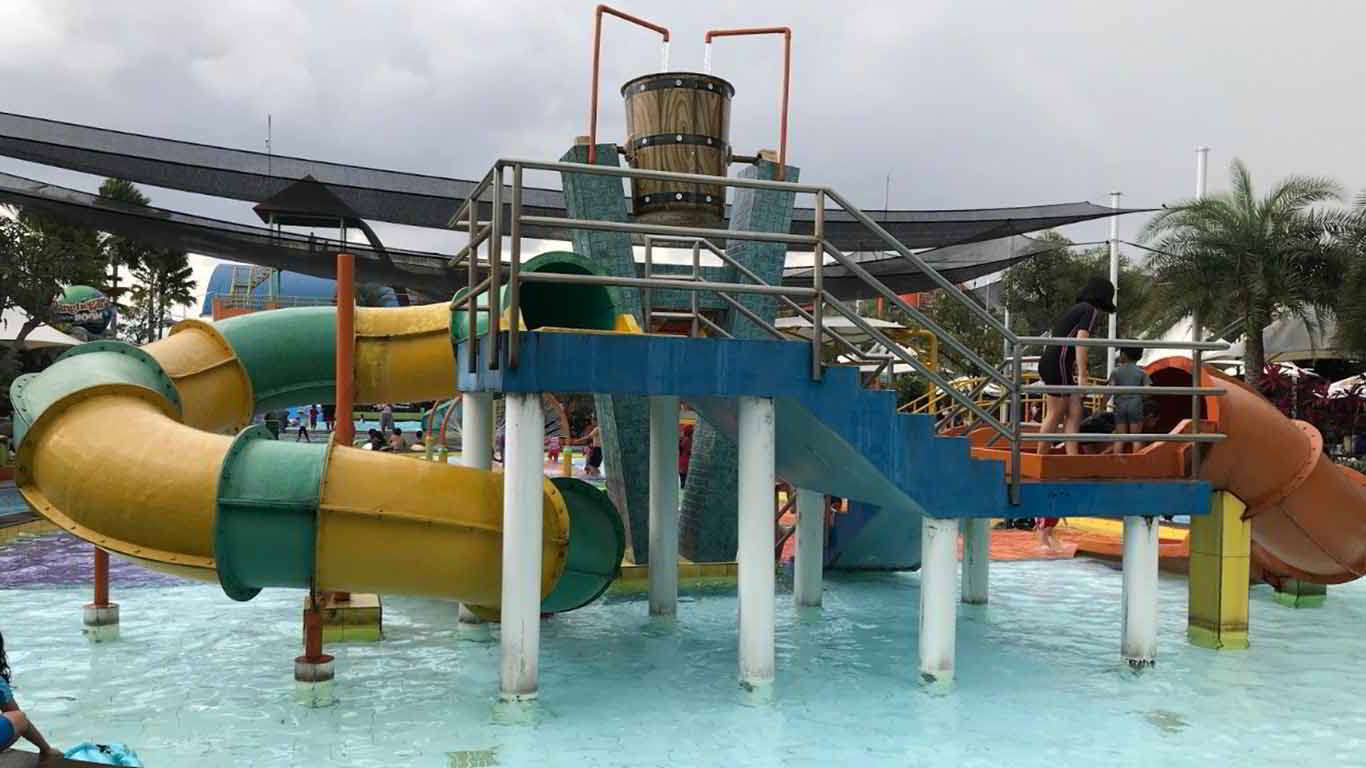 review panghegar waterboom bandung