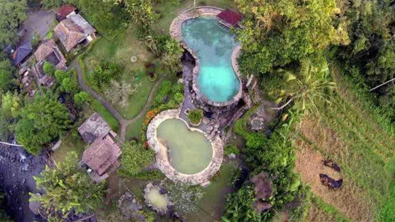 Air Panas Penatahan Bali: Wahana & Harga Tiket 2022