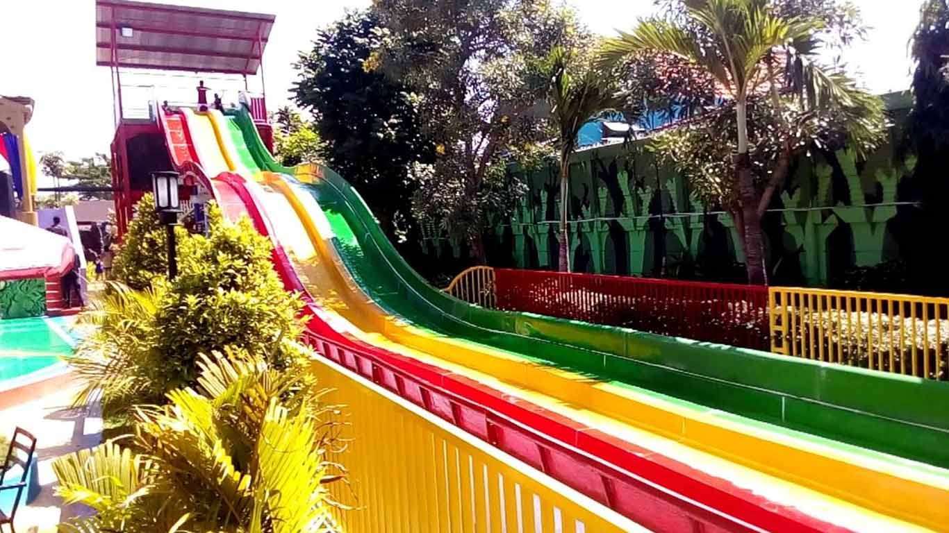 Wahana Harga Tiket Masuk Dynasty Water World Gresik  2019 