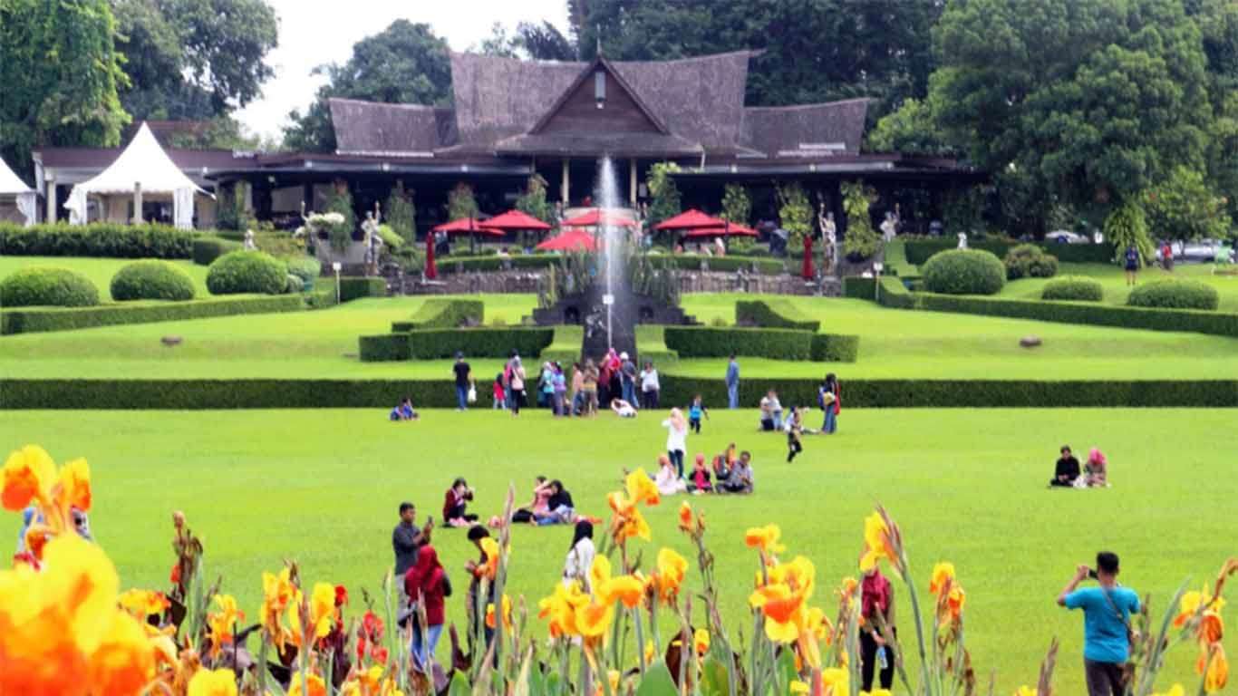 kebun raya bogor