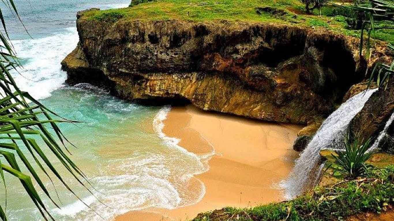 √ Pantai Banyu Anjlok Malang Review & Harga Tiket 2024