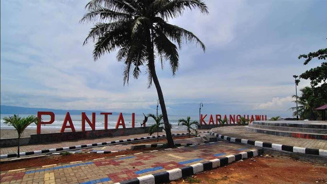 Harga Tiket Pantai Karang Hawu Sukabumi