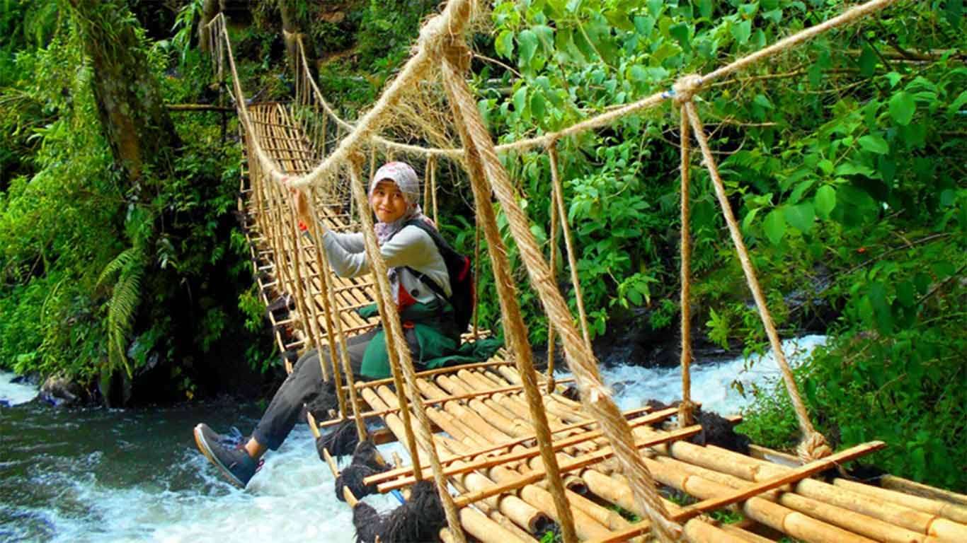 misteri curug layung