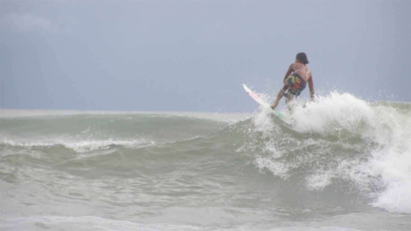 mitos pantai karang hawu