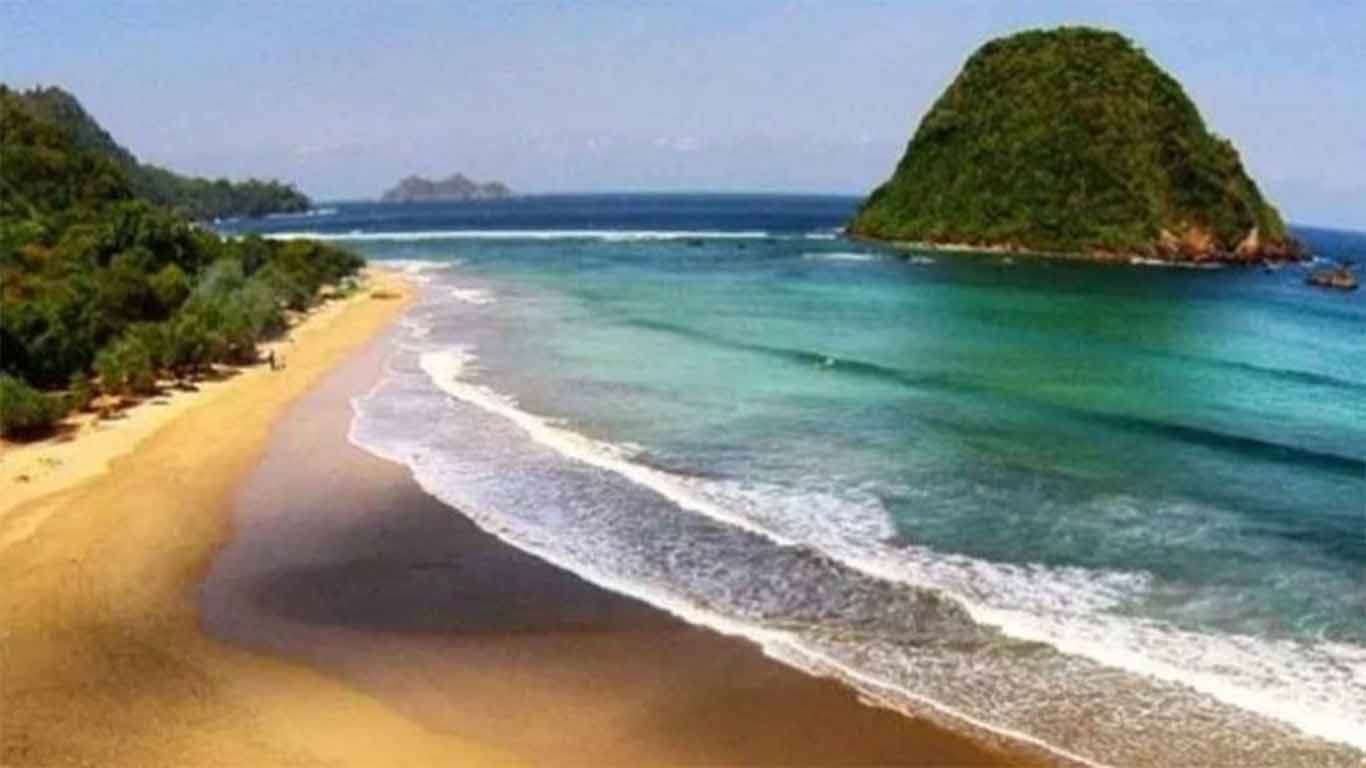   Pesona Alam Harga Tiket Masuk Pantai Pulau  Merah  