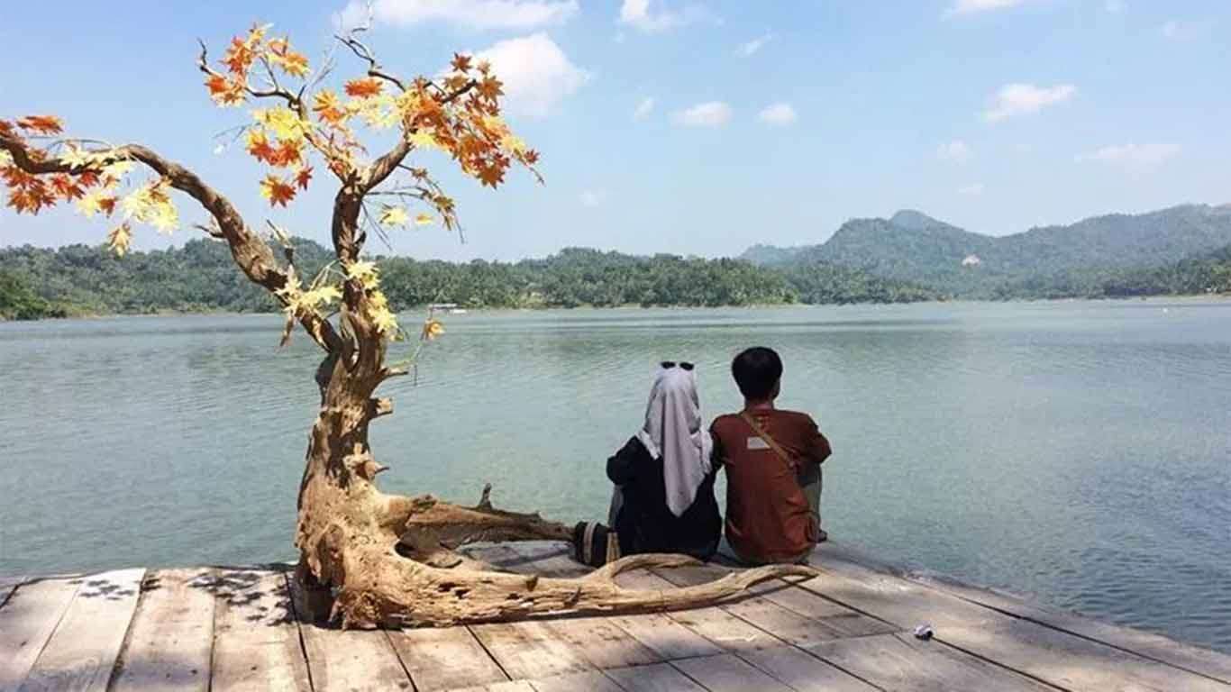 waduk sermo 2019