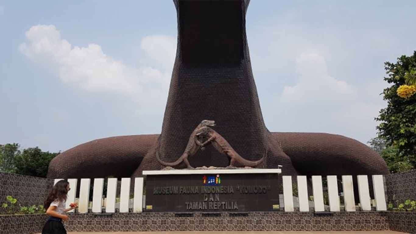 Harga Tiket Masuk Tmii Taman Mini Indonesia Indah Sd
