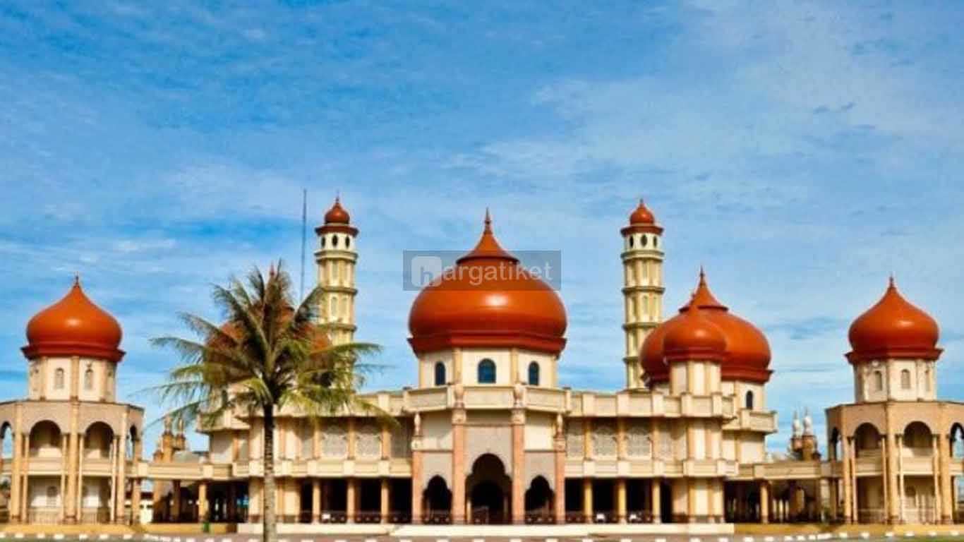 Masjid Agung Baitul Makmur Meulaboh