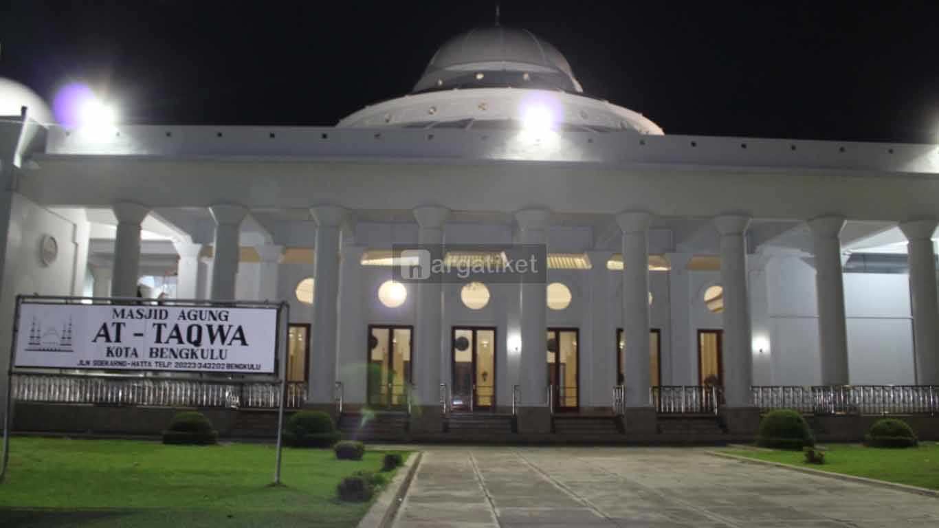 Masjid Raya Akbar At-Taqwa