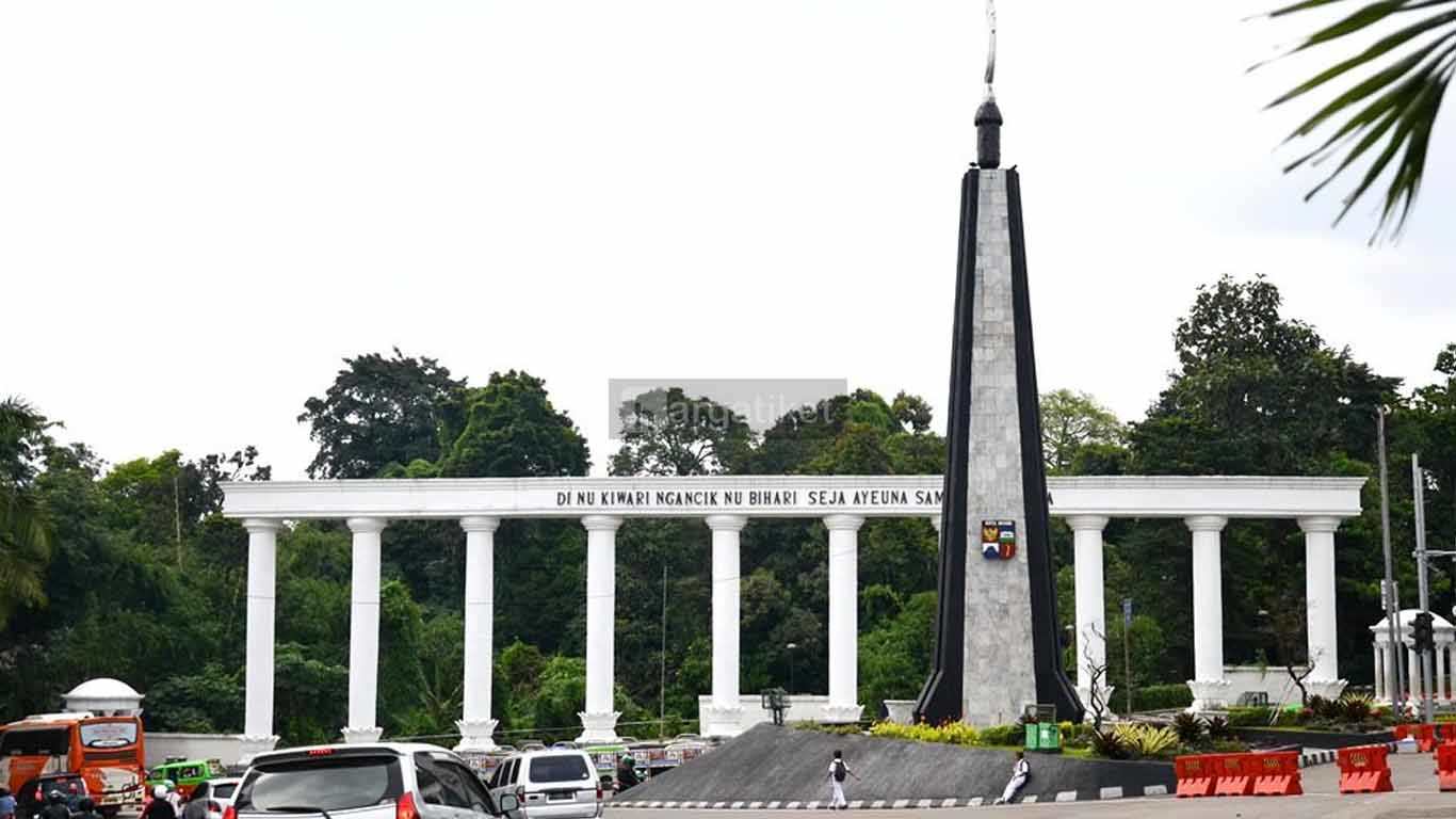 Tugu Kujang Bogor