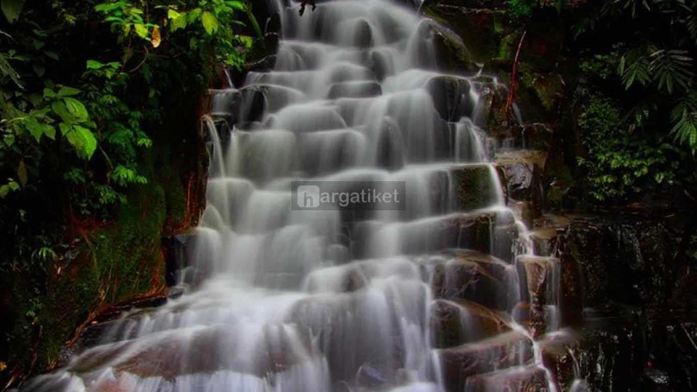 Air Terjun Irenggolo