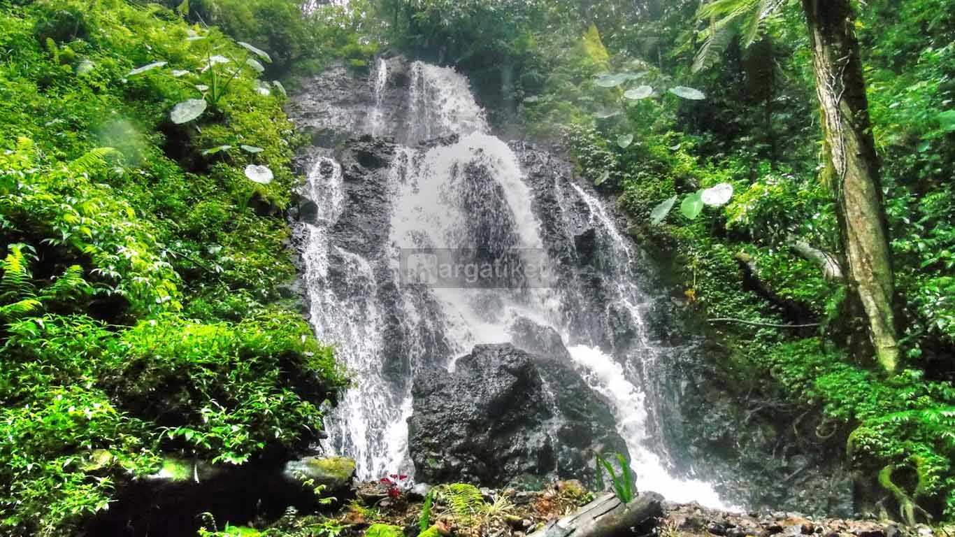 Air Terjun Watu Lumpang