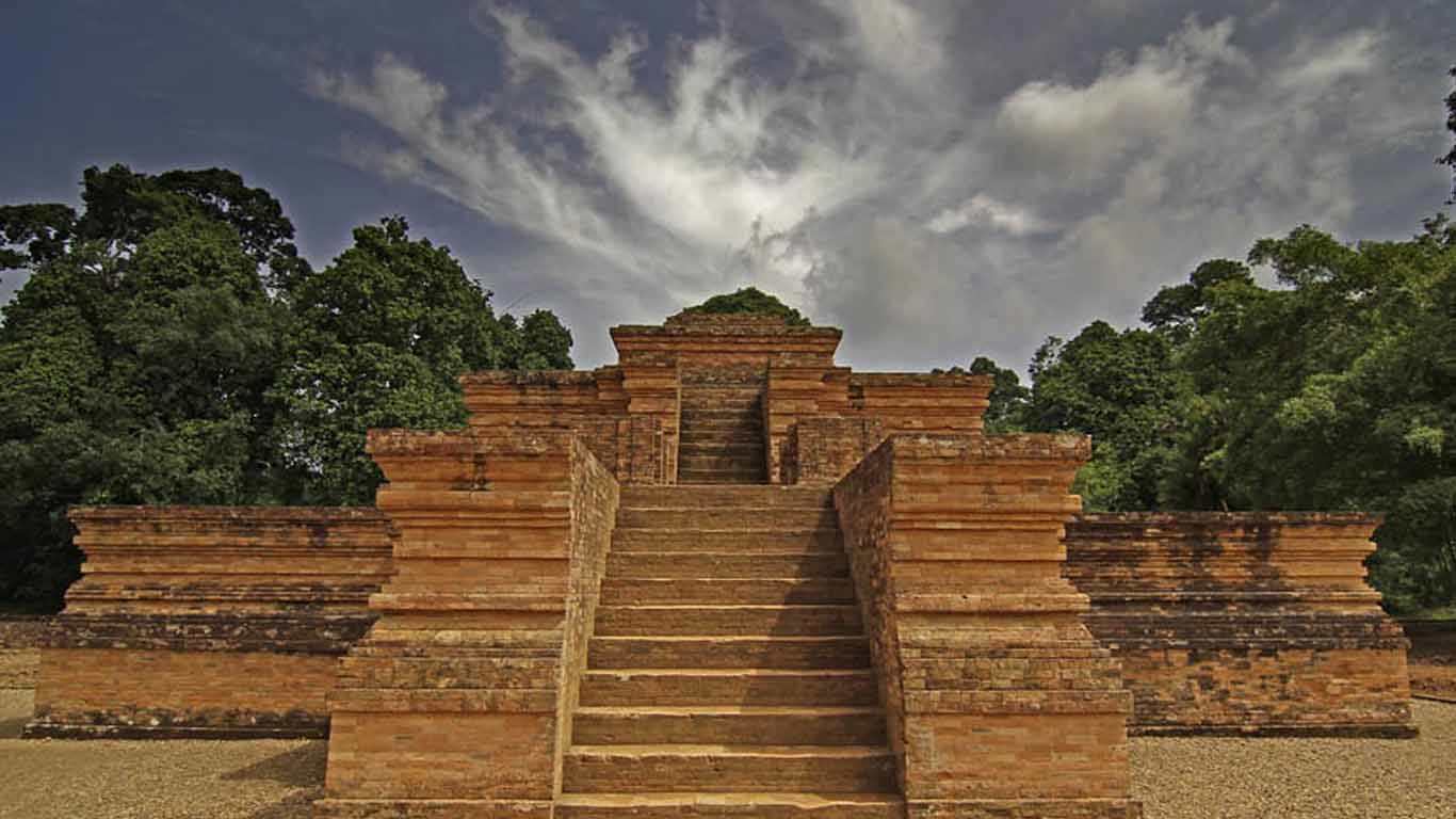 Candi Tinggi