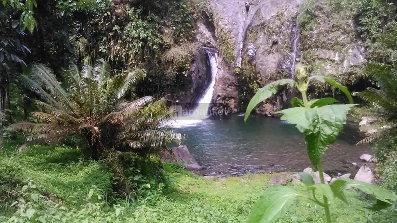 Curug Grenjang