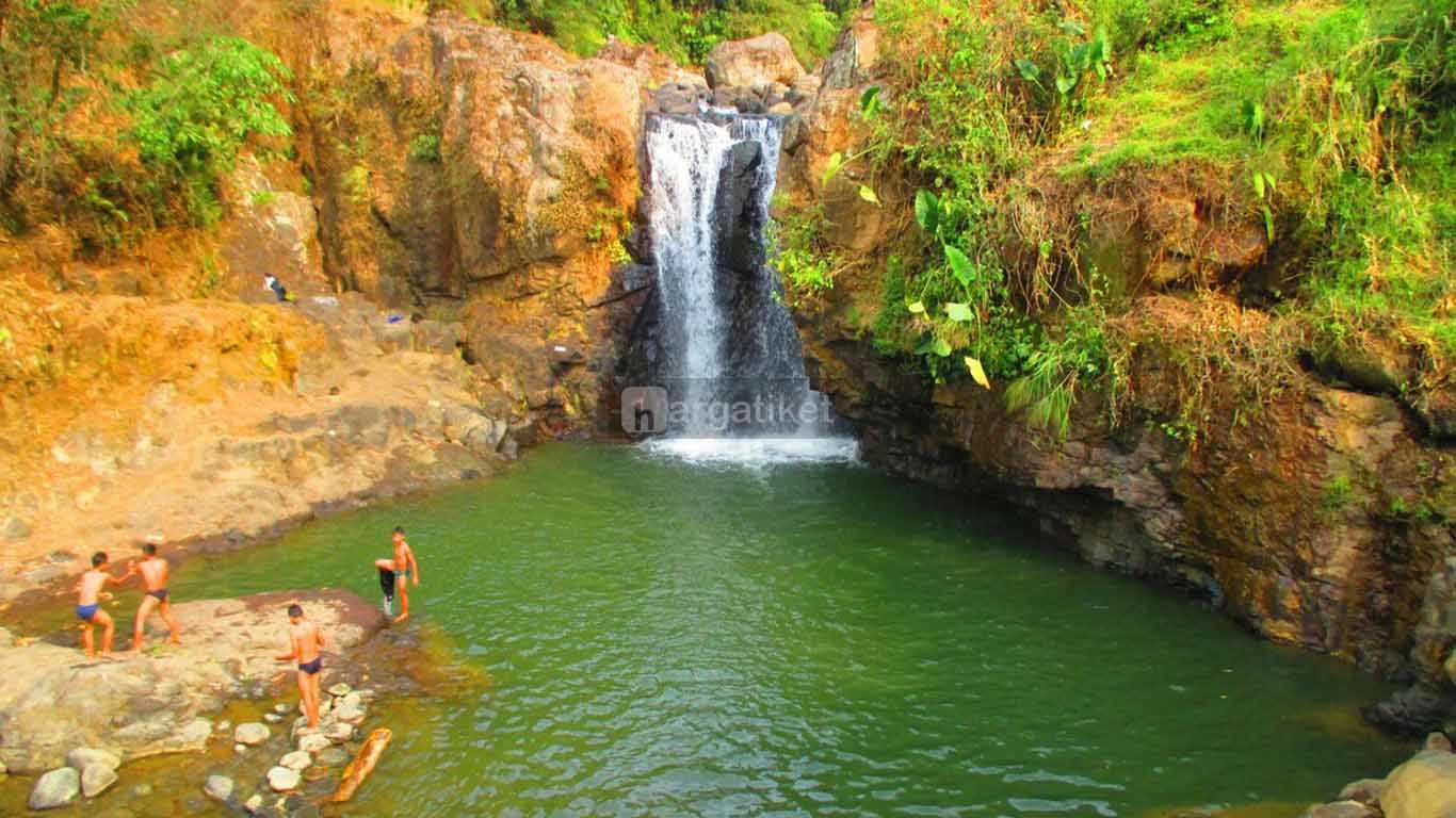 Curug Jlarang Lebakbarang