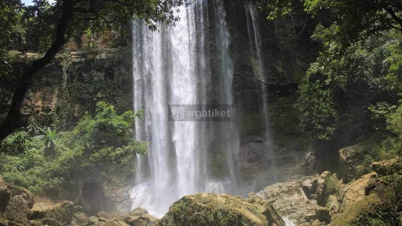 Curug Sawer Mandalamekar