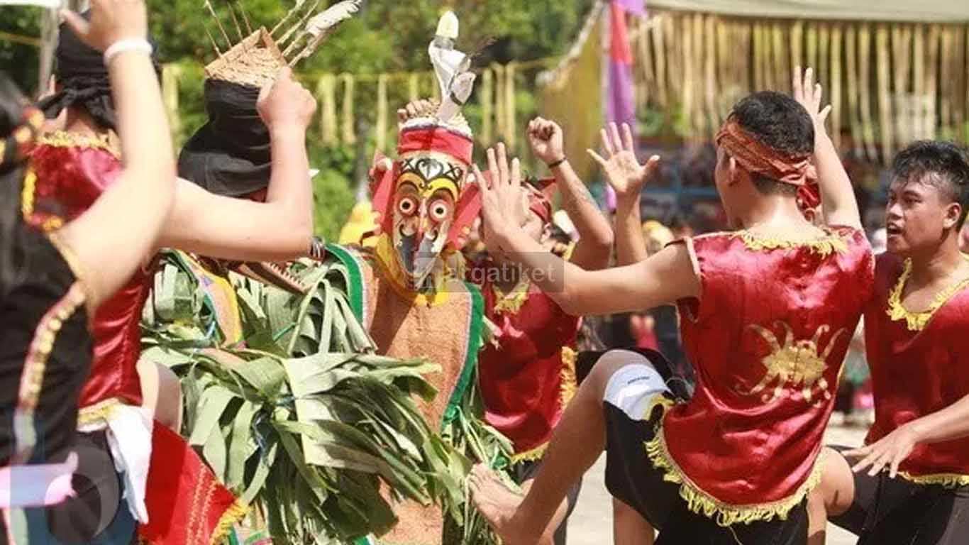 Erau Pelas Benua, Guntung