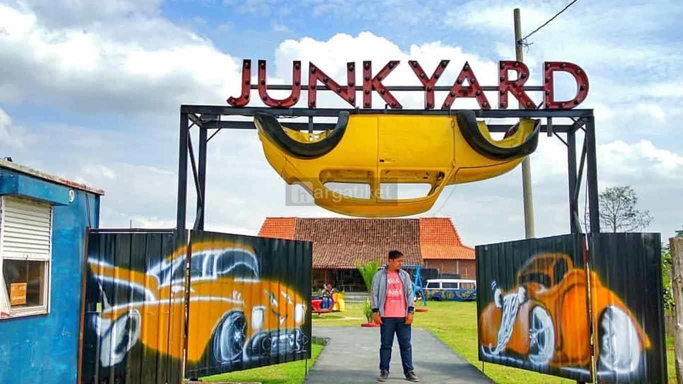 Junkyard Autopark & Cafe