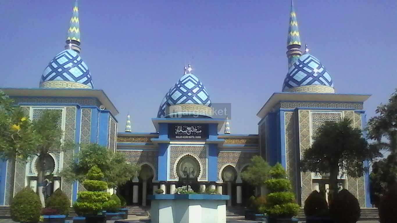 Masjid Agung Baitul Hakim