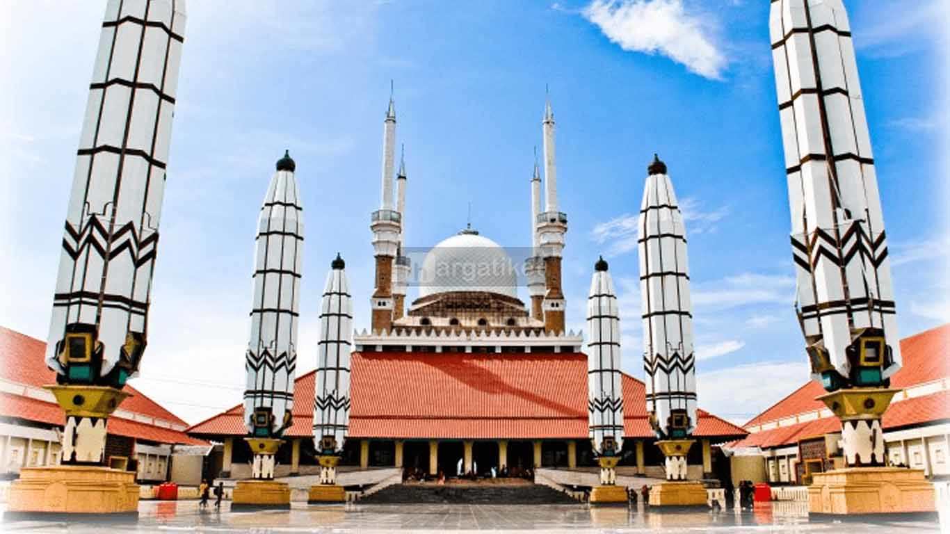 Masjid Agung Jawa Tengah