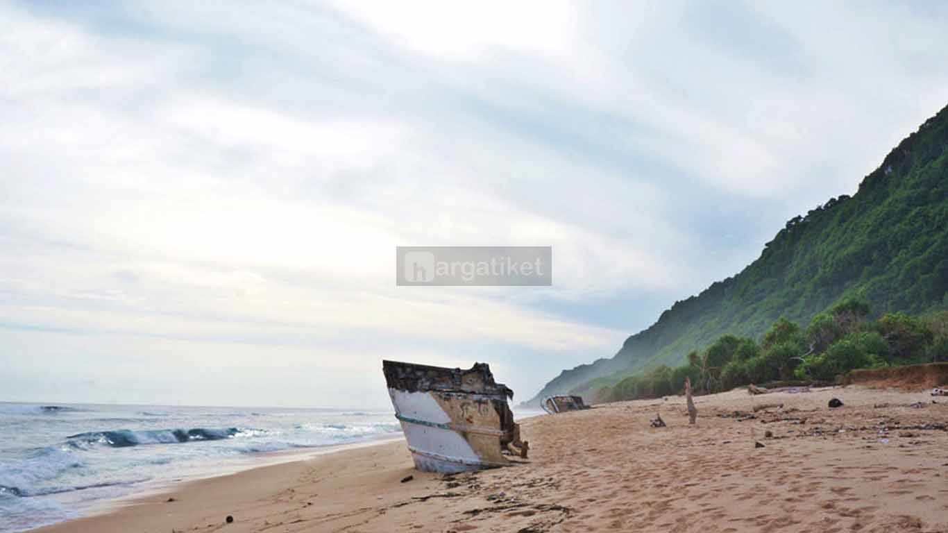 Pantai Nyang Nyang