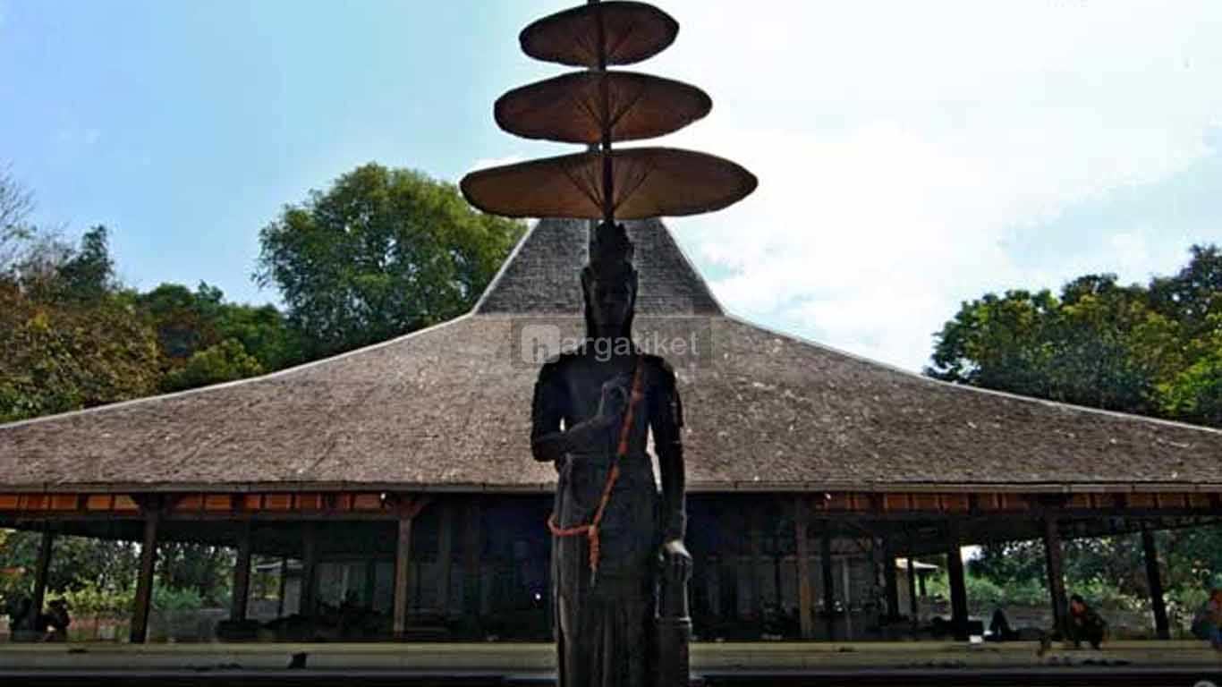 Pendopo Agung Trowulan Mojokerto
