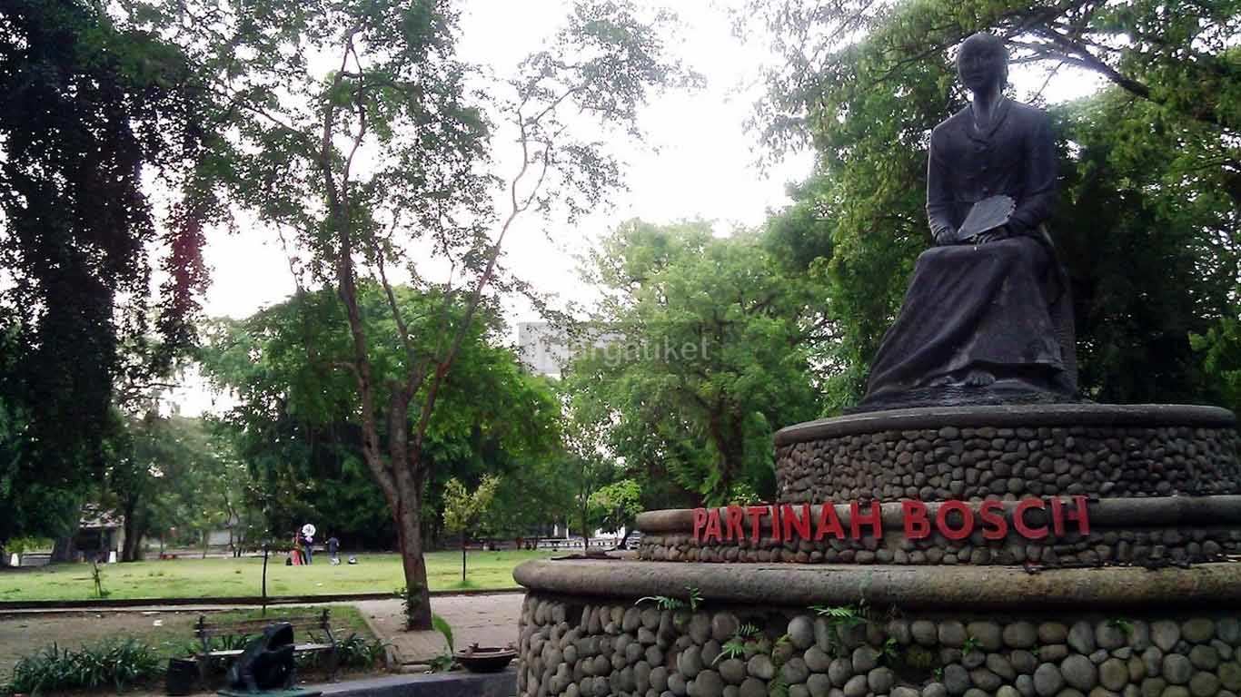 Taman Balekambang