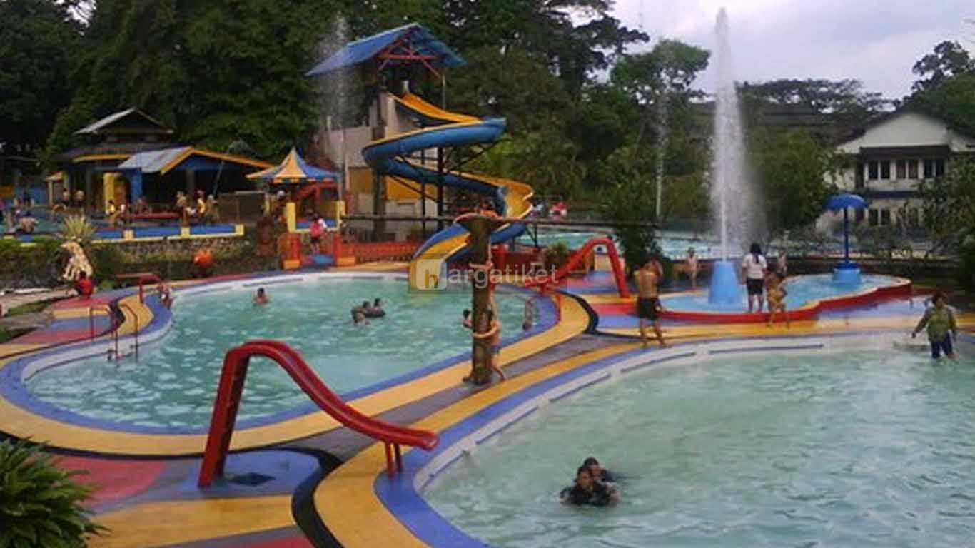 Waterboom Maarif Garden