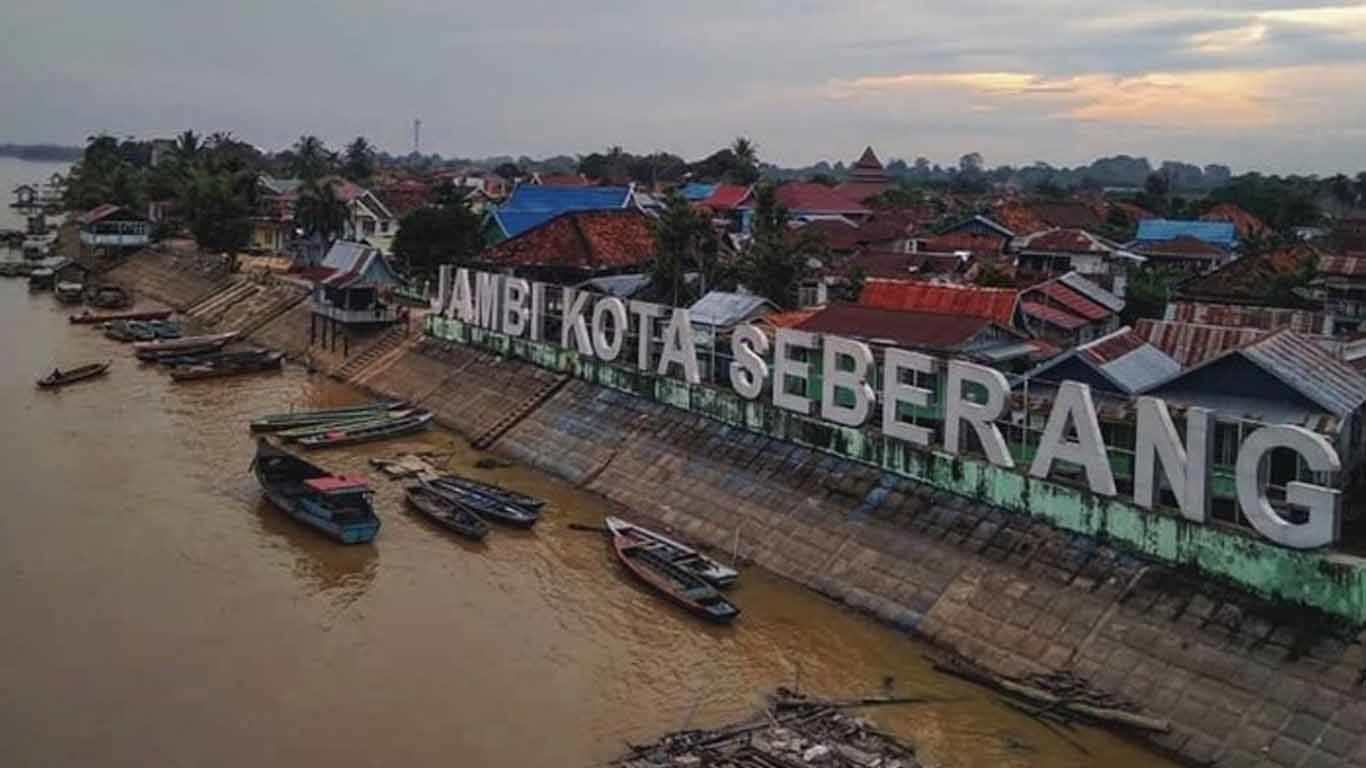 Wisata Perahu Ketek Batanghari