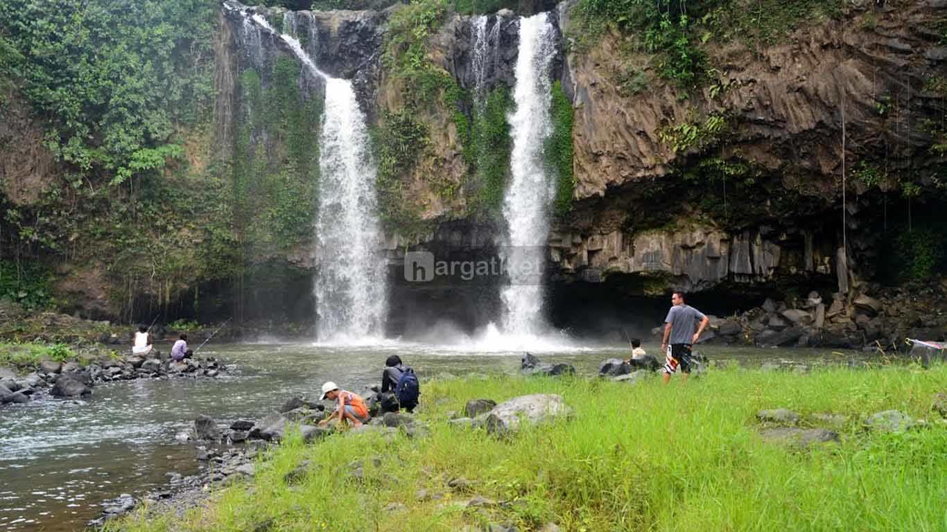 curug kembar