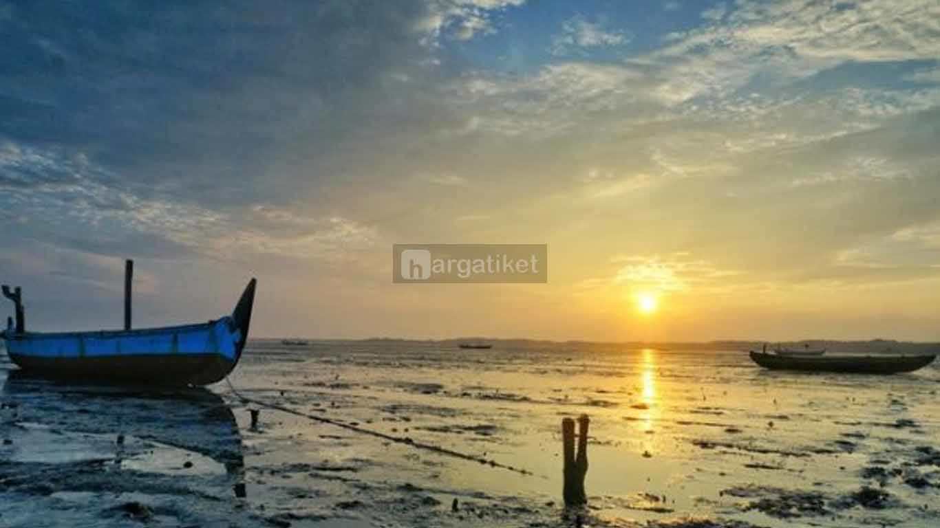 pantai penunggul pasuruan