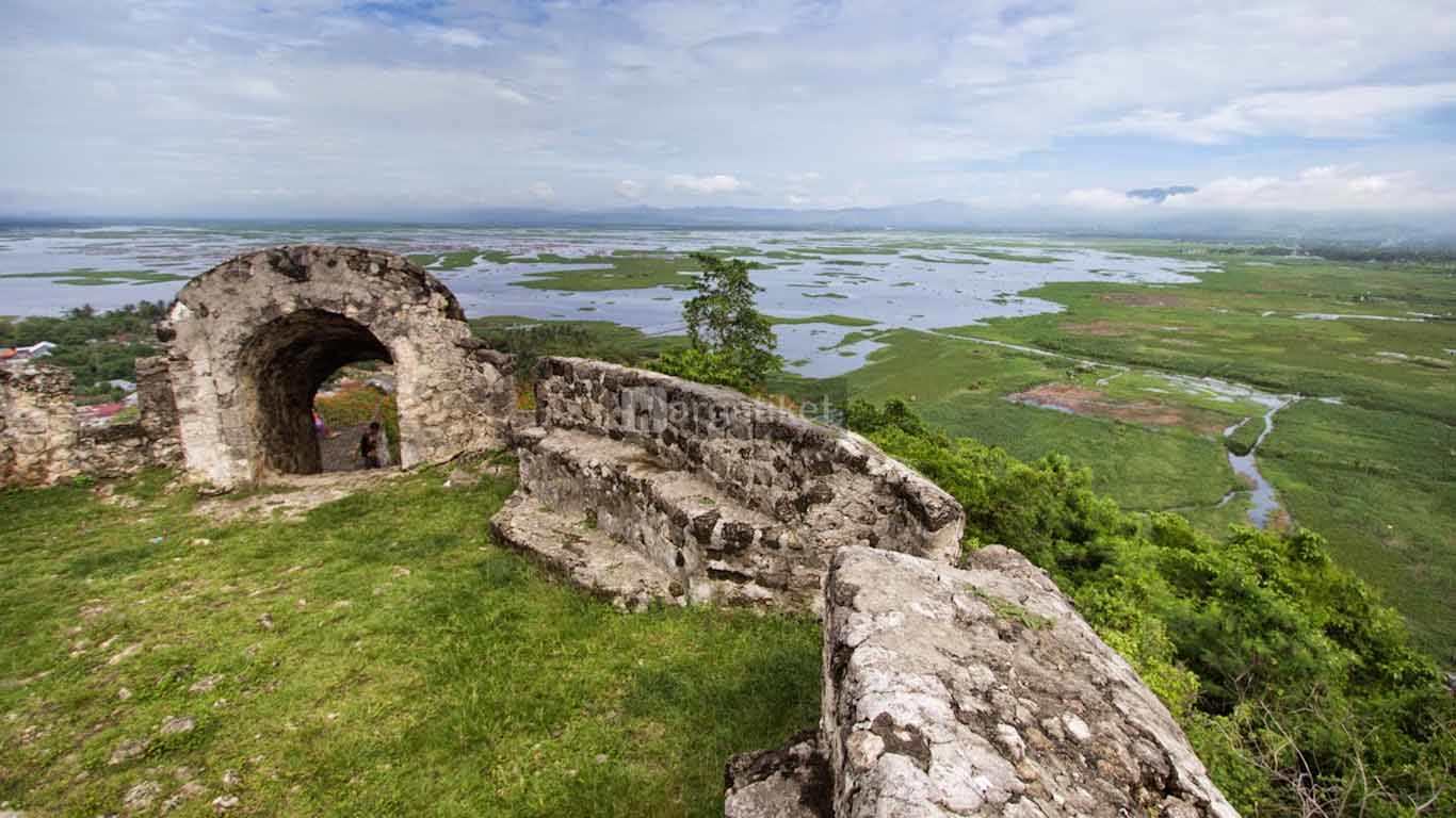 Benteng Otanaha