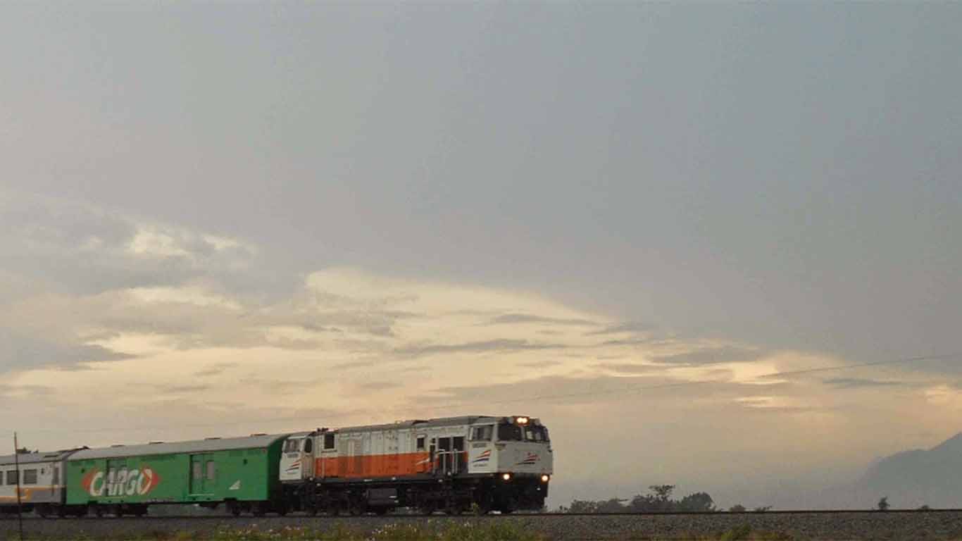 Jadwal Kereta Api Argo Sindoro Tambahan