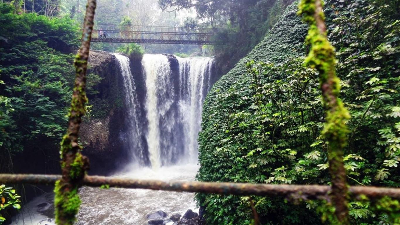 Air Terjun Djuanda