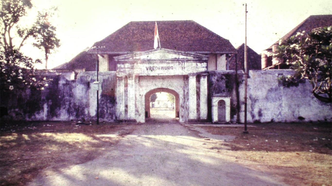 sejarah benteng vredeburg