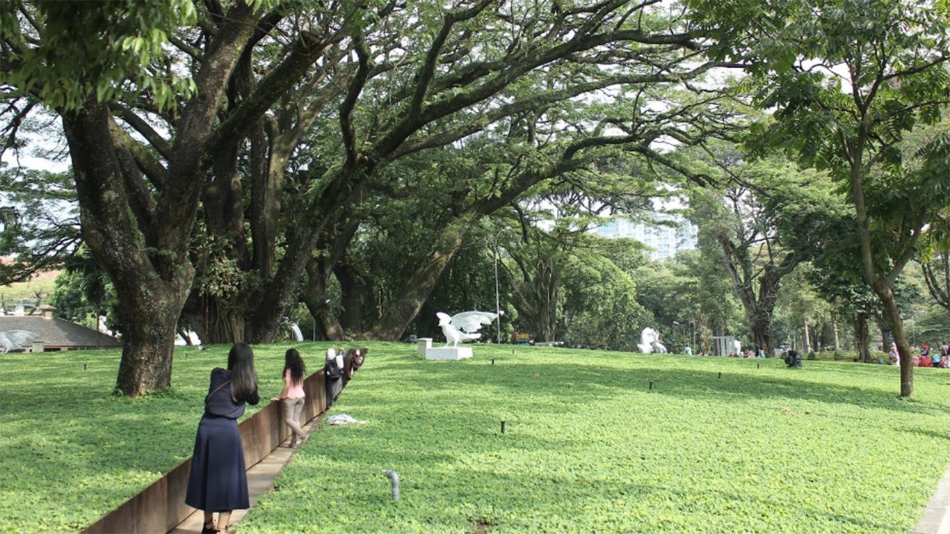 taman labirin balai kota bandung