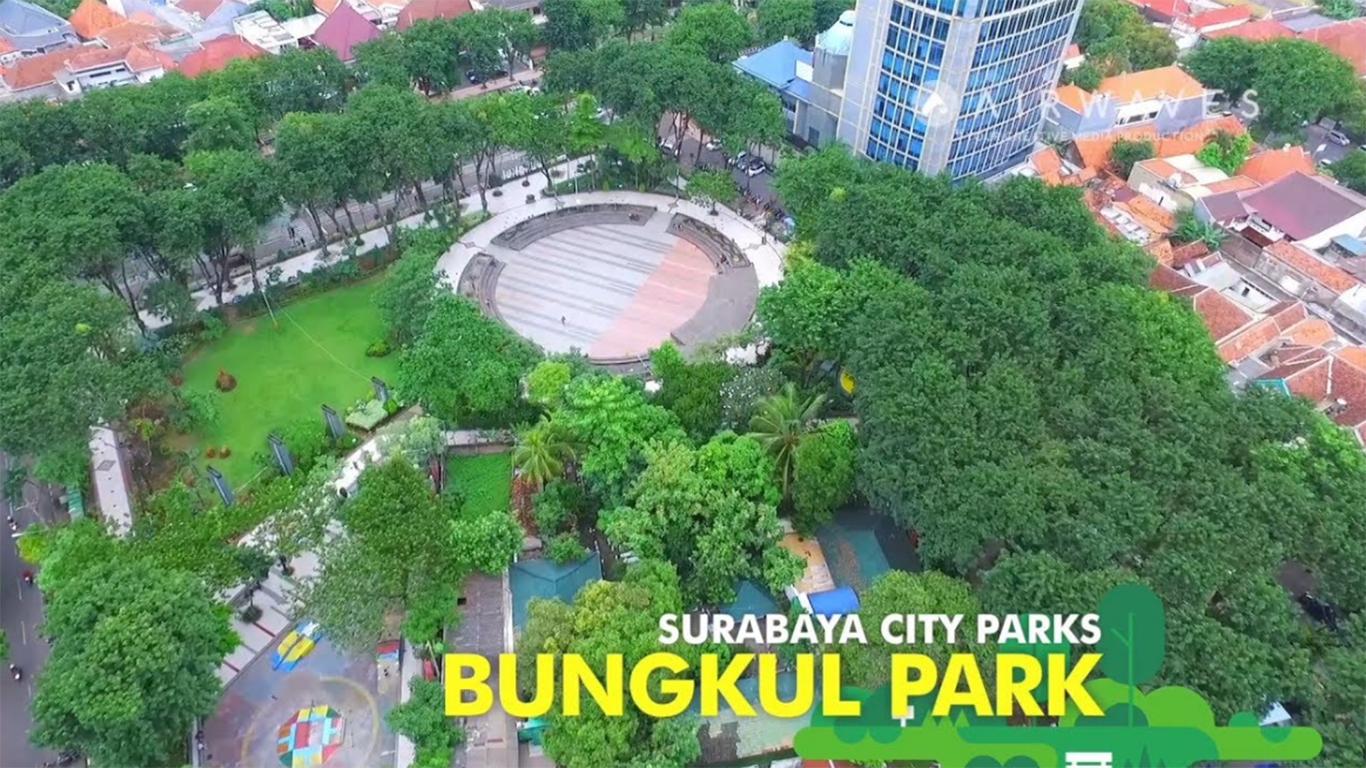 Taman Bungkul: Daya Tarik & Harga Tiket 2022