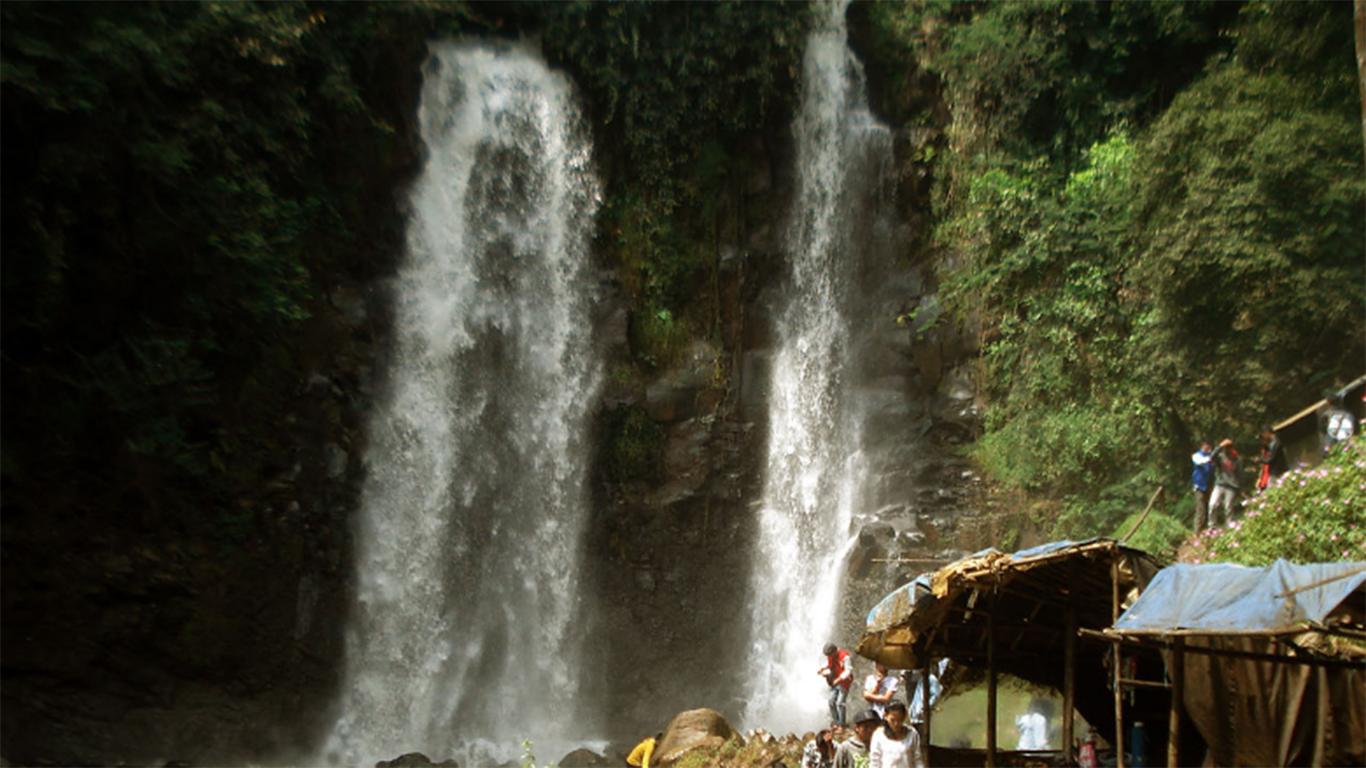 curug tilu leuwi opat parongpong