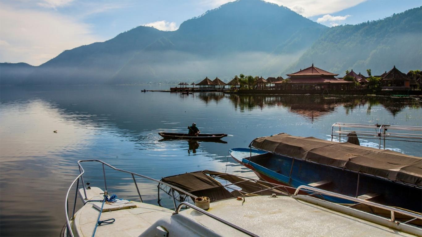 danau batur bali