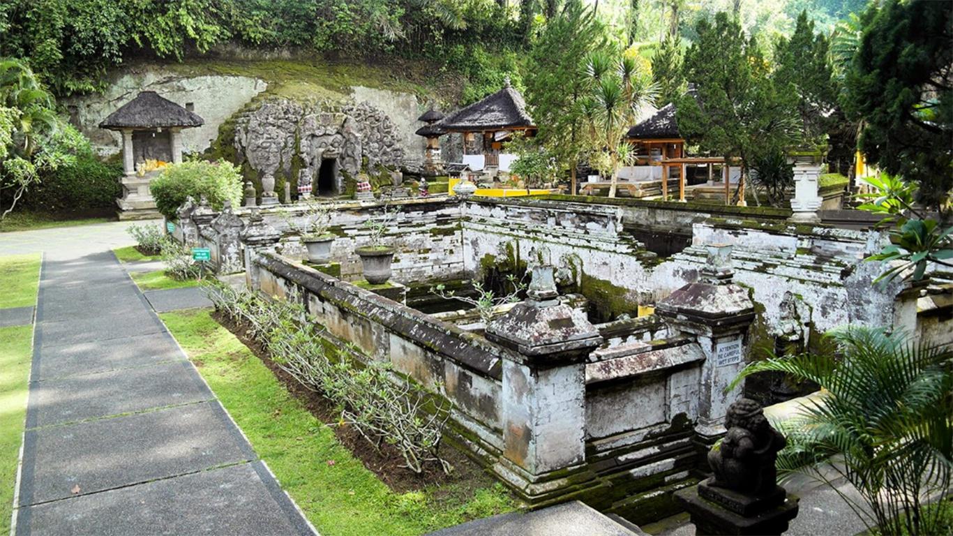 goa gajah temple