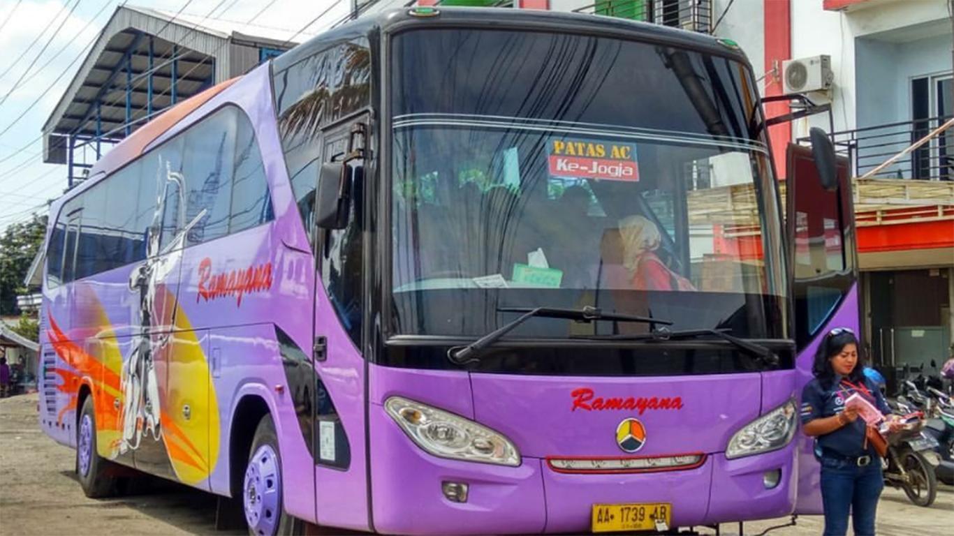 harga tiket bus double decker jakarta jogja