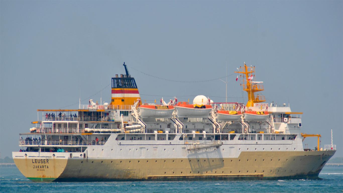 kapal laut dari surabaya ke bali