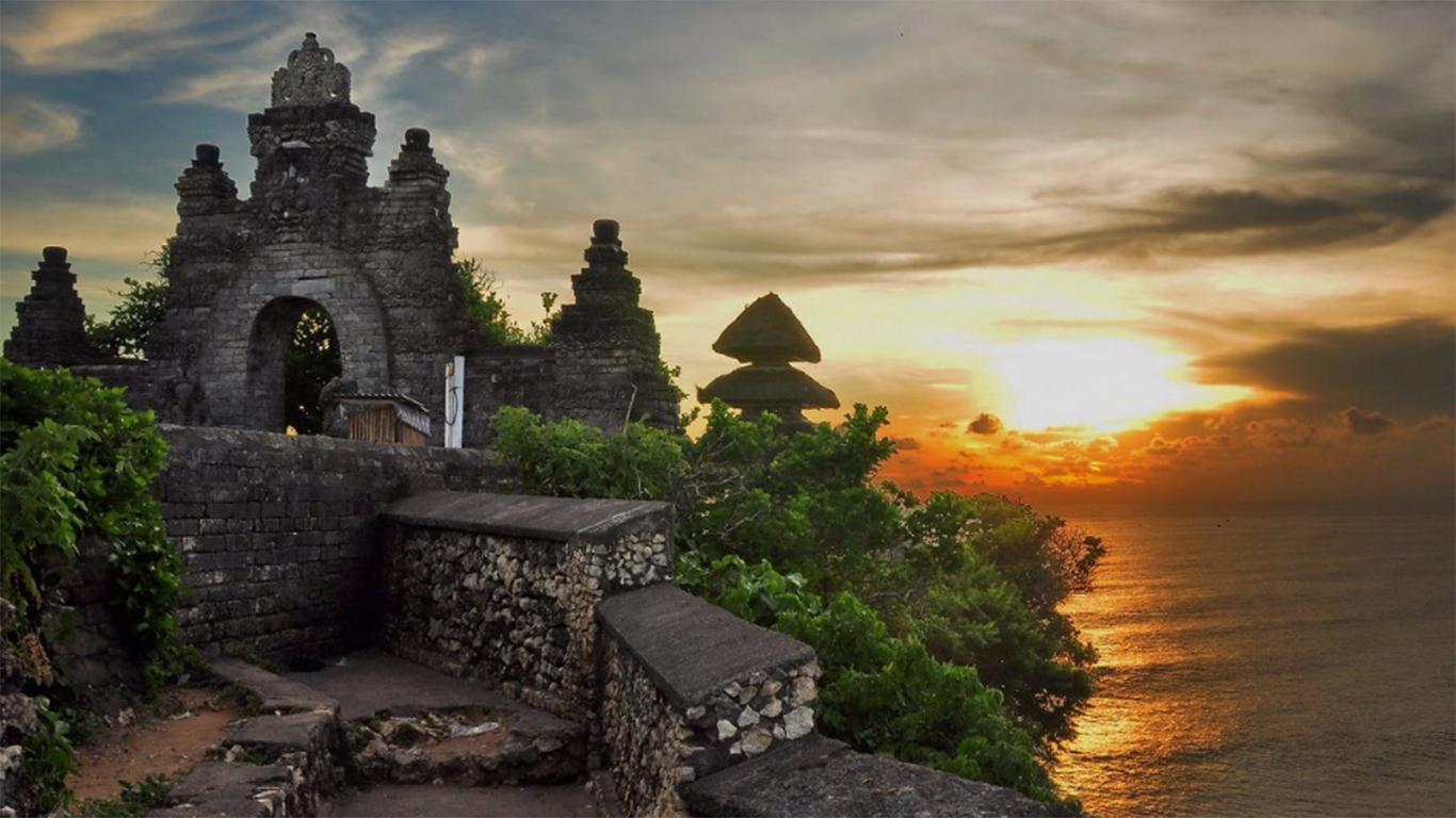 pura luhur uluwatu